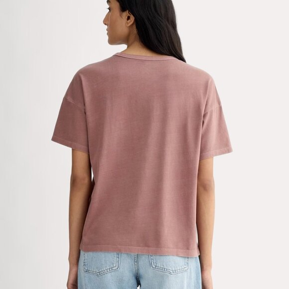 Everlane The Boyfriend Tee in Essential Cotton in Brown Garment Dye, Size Small - Picture 3 of 8
